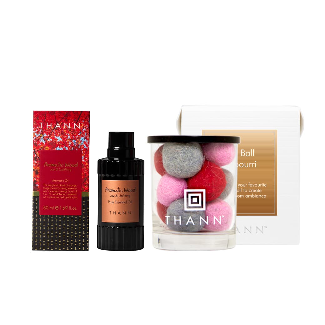 Aromatic Wood Essential oil - Free Felt Ball Potpourri
